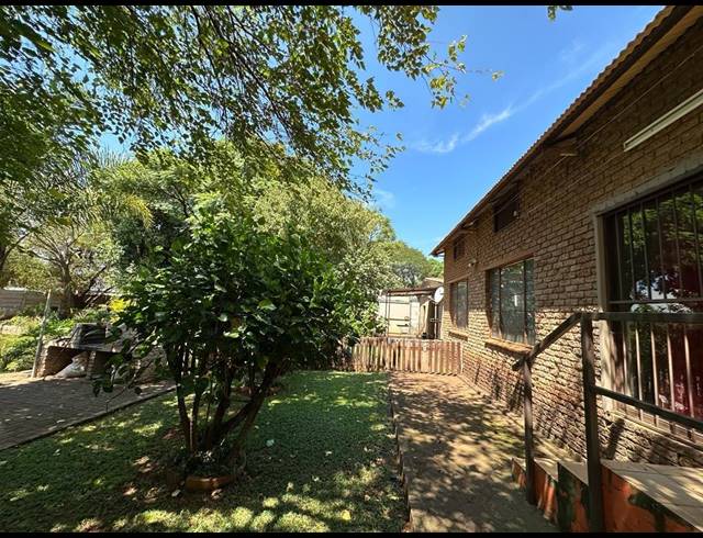 2,791M² BUSINESS FOR SALE IN WATERKLOOF